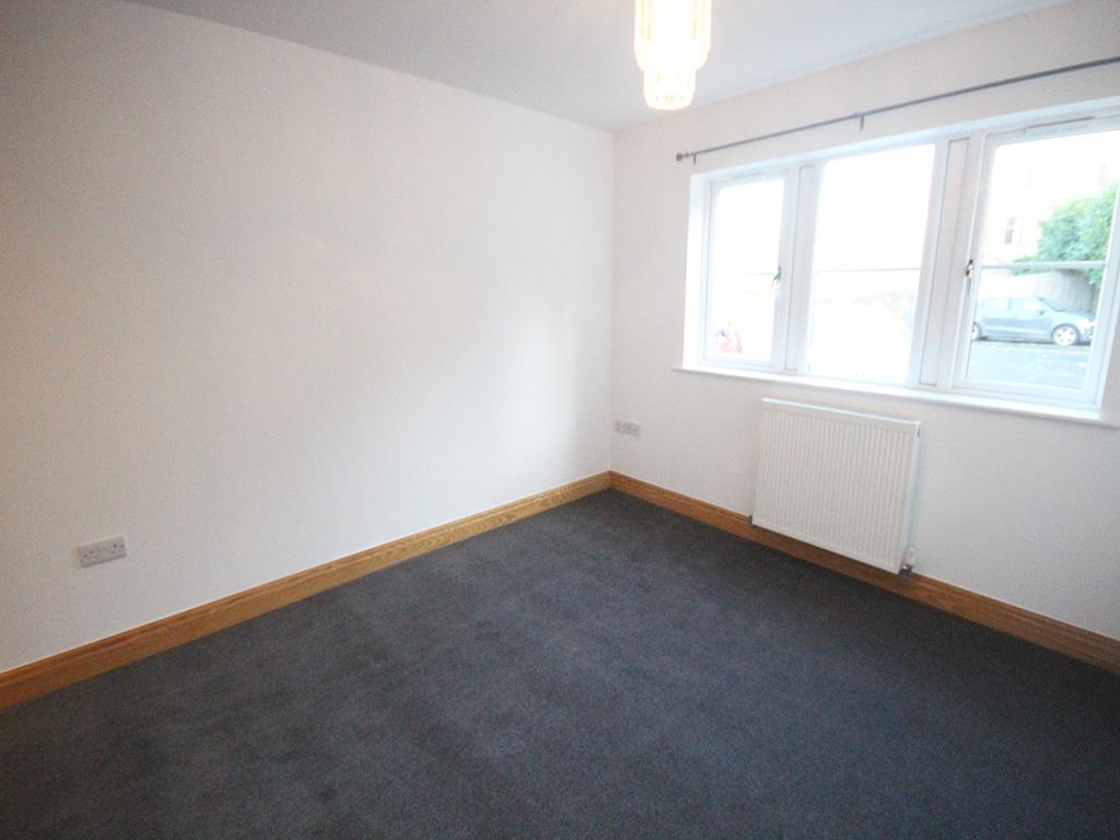 2 bedroom apartment For Sale in Foulridge, Colne - IMG_0295.jpg